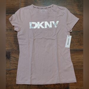 DKNY Women's Size Medium Pink T-Shirt NWT